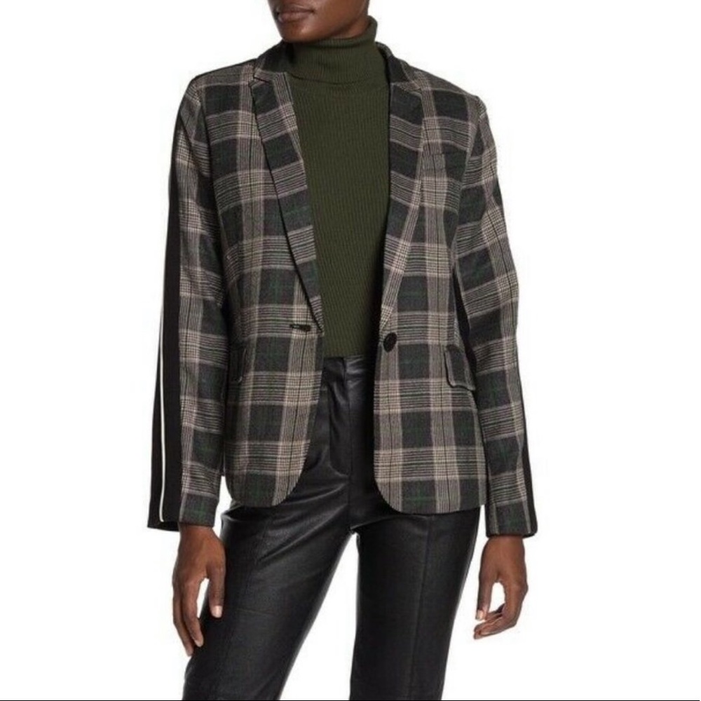 Dolce Cabo Plaid Stripe Trim Blazer